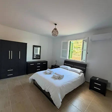 Hazel Boutique מלון דירות Sarandi